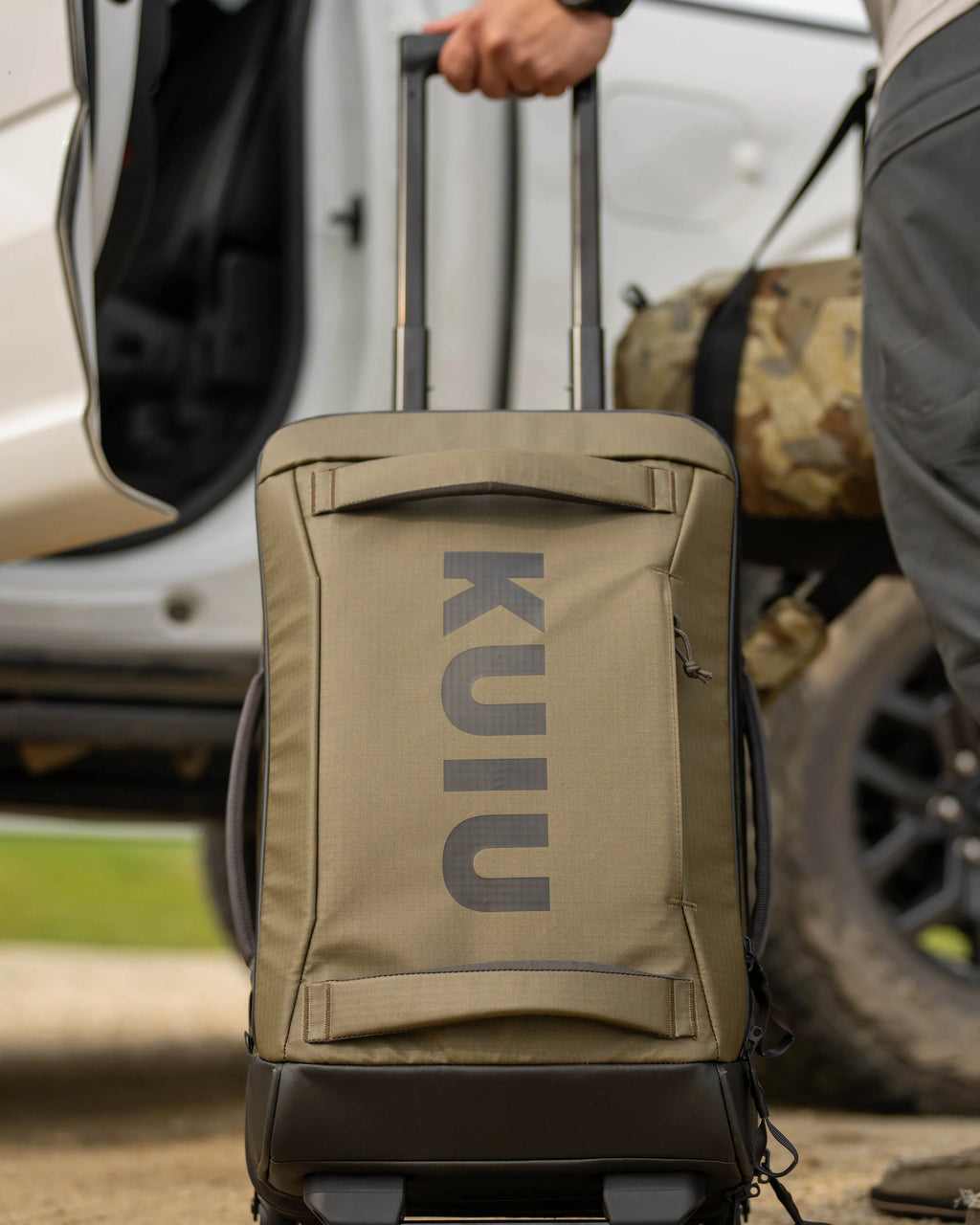 Waypoint 3000 Carry-On Roller | Bourbon