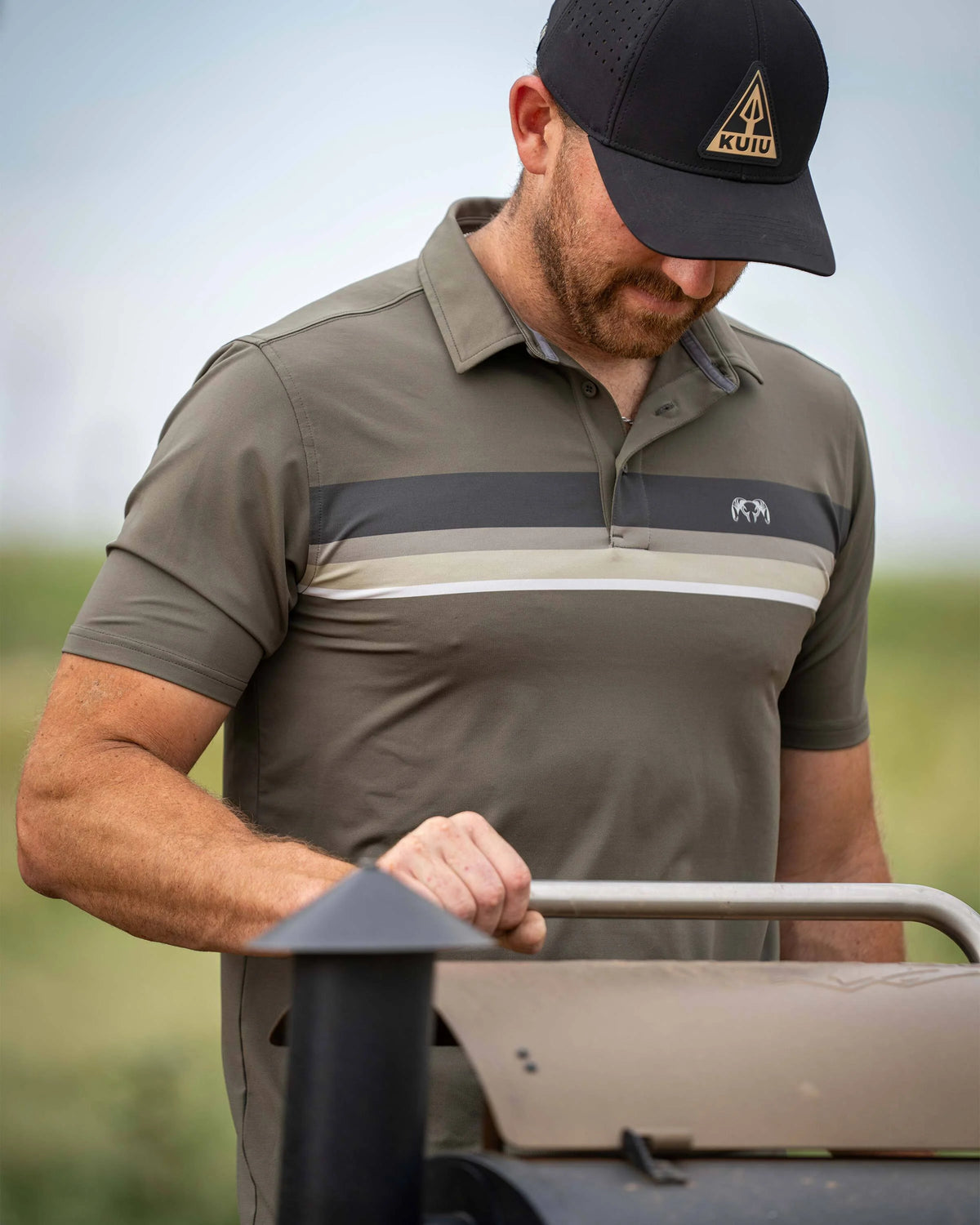 KUIU Performance Polo Stripe | Ash Chest Stripe