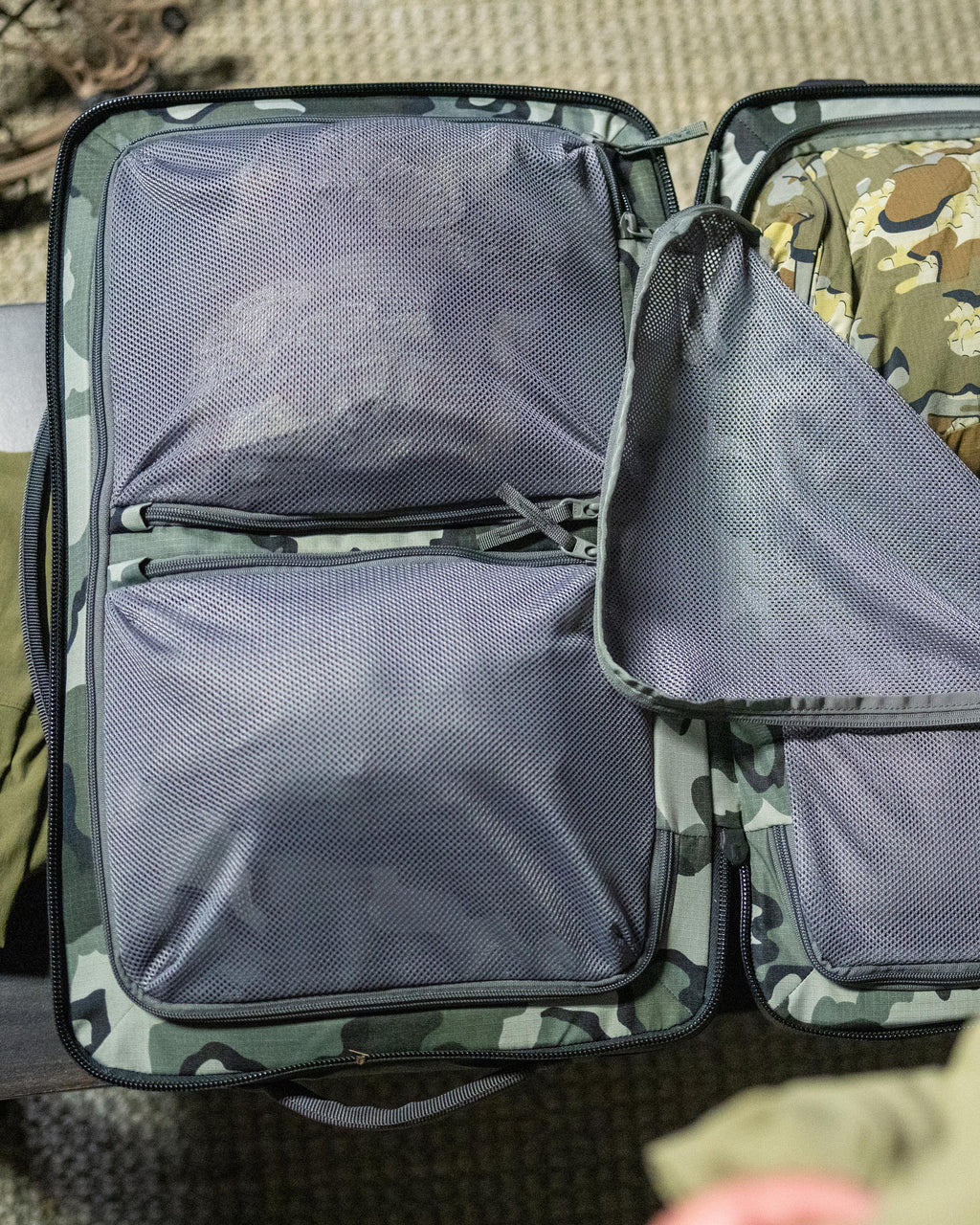 Waypoint 3000 Carry-On Roller | Gunmetal